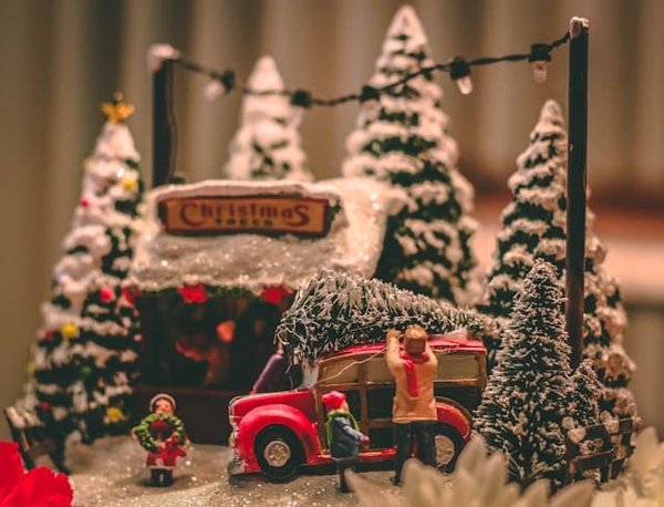 Comment créer des décorations de Noël écologiques et réutilisables ?